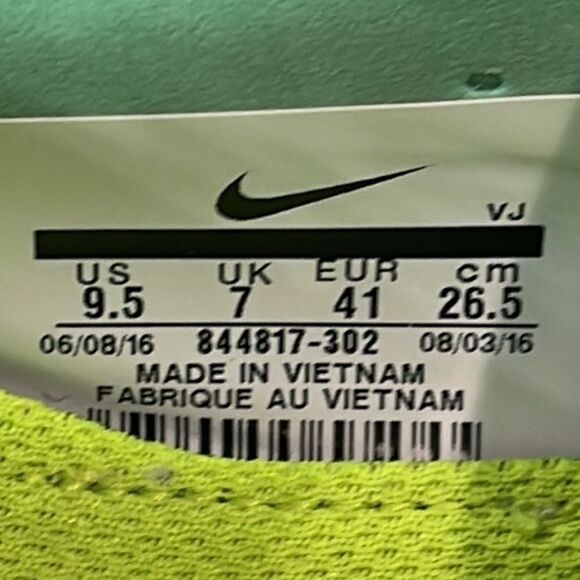 Nike Free TR Focus Flyknit Trainers - Picture 9 of 9